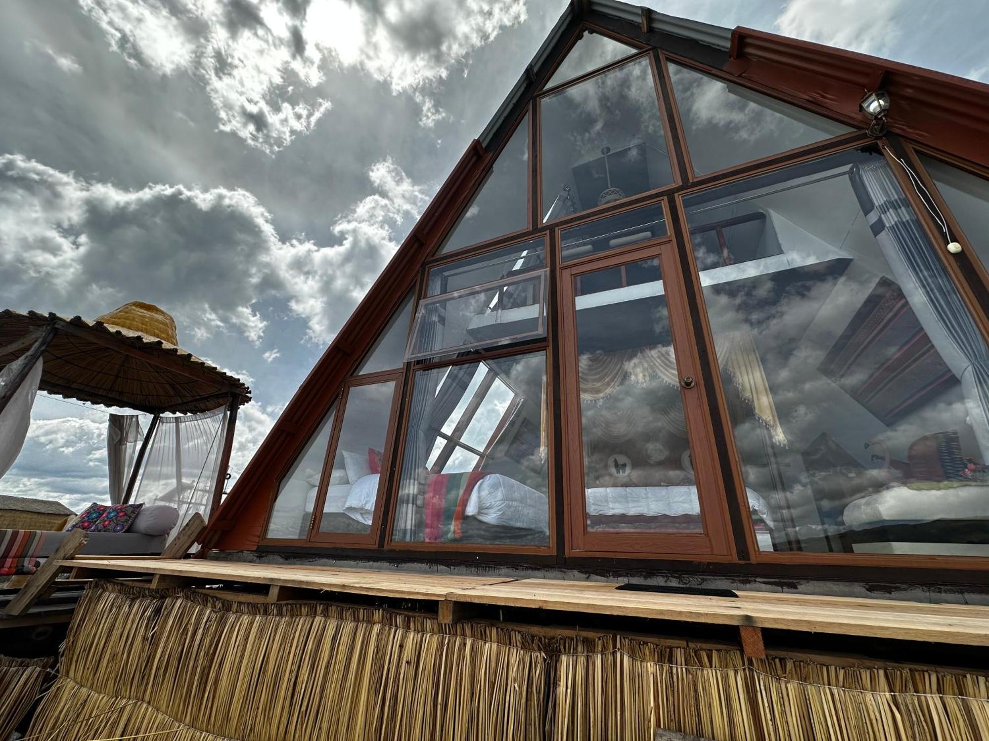 Uros Waliski Lodge Puno Esterno foto