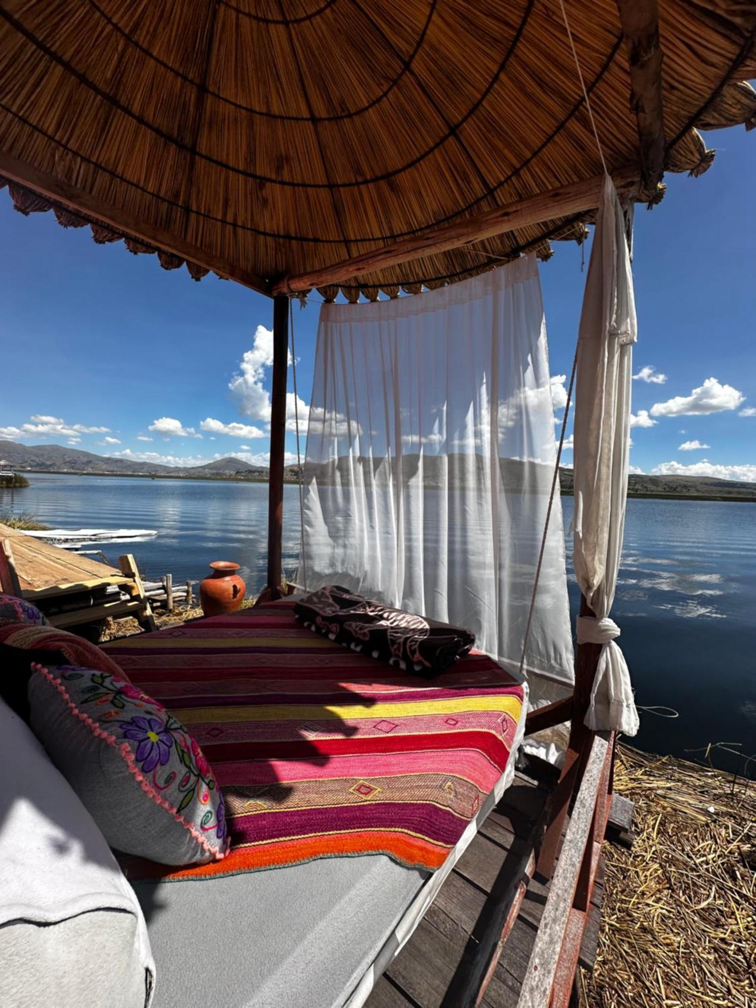 Uros Waliski Lodge Puno Esterno foto