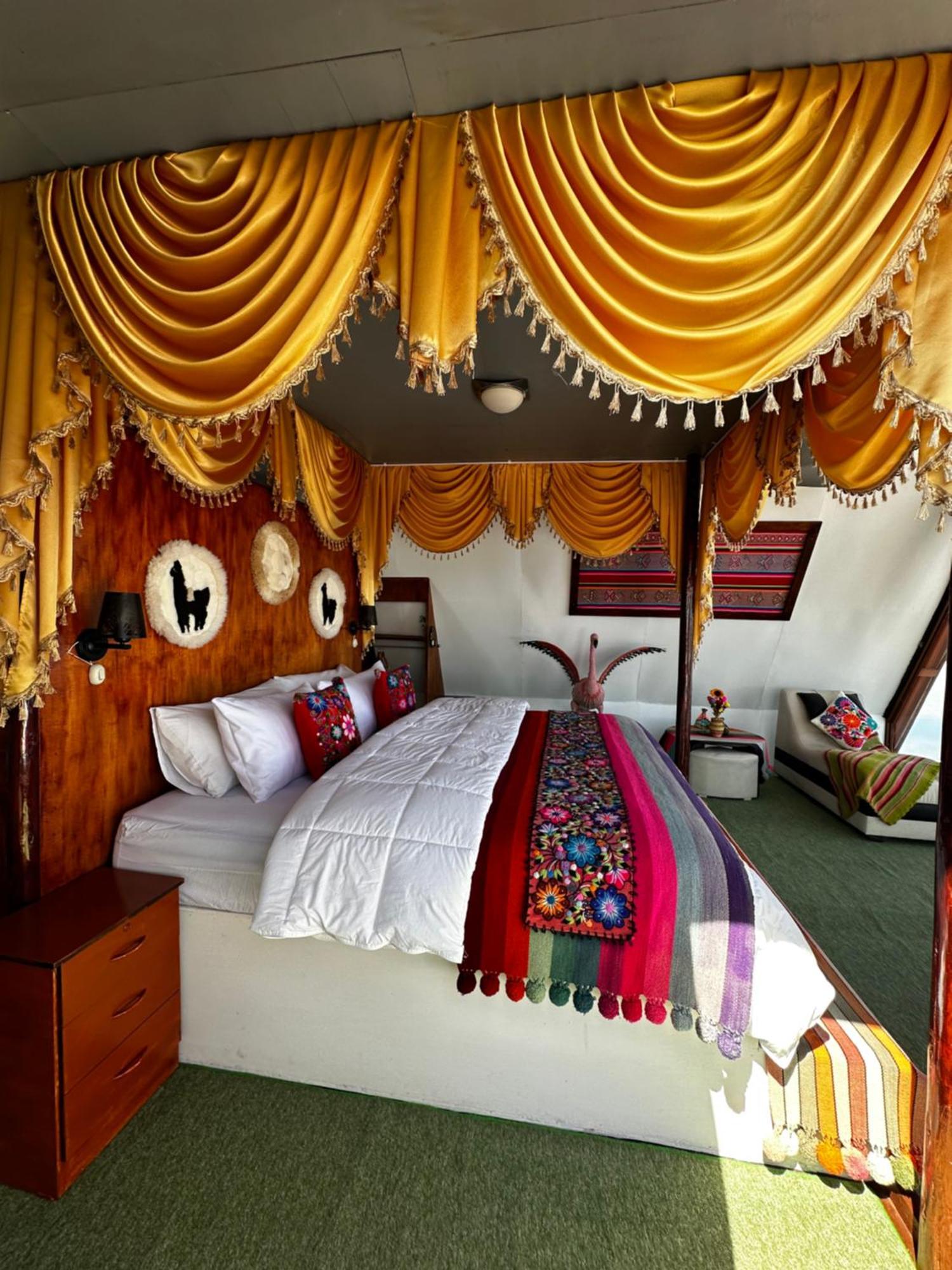 Uros Waliski Lodge Puno Esterno foto
