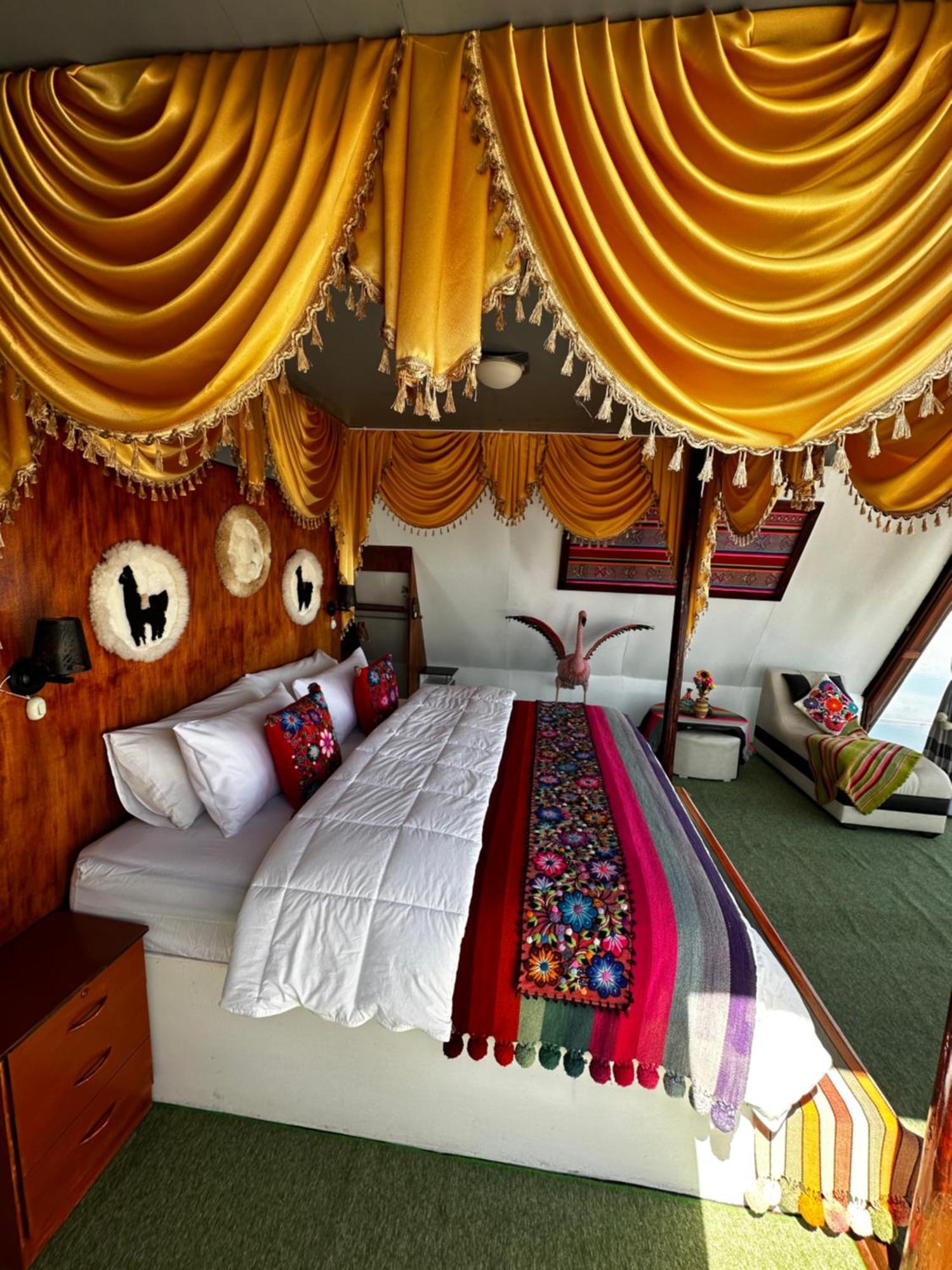Uros Waliski Lodge Puno Esterno foto