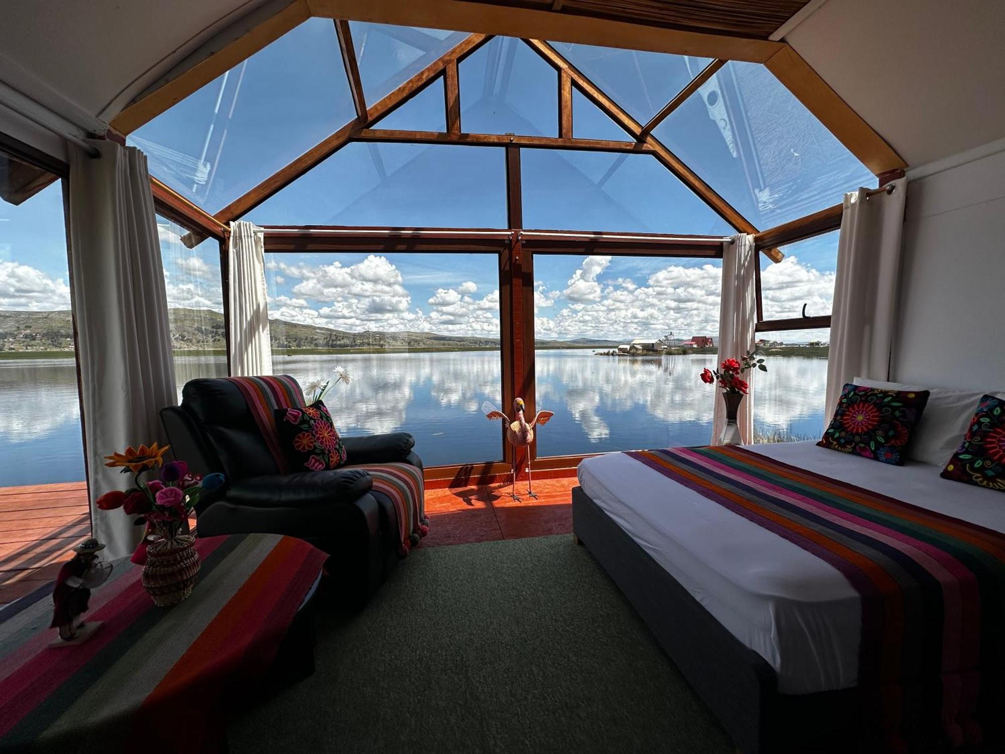 Uros Waliski Lodge Puno Esterno foto