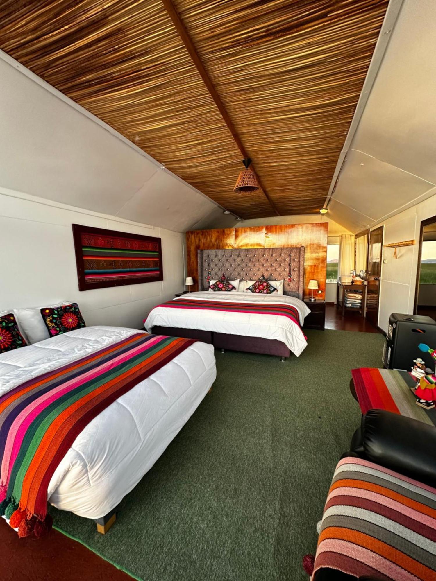Uros Waliski Lodge Puno Esterno foto