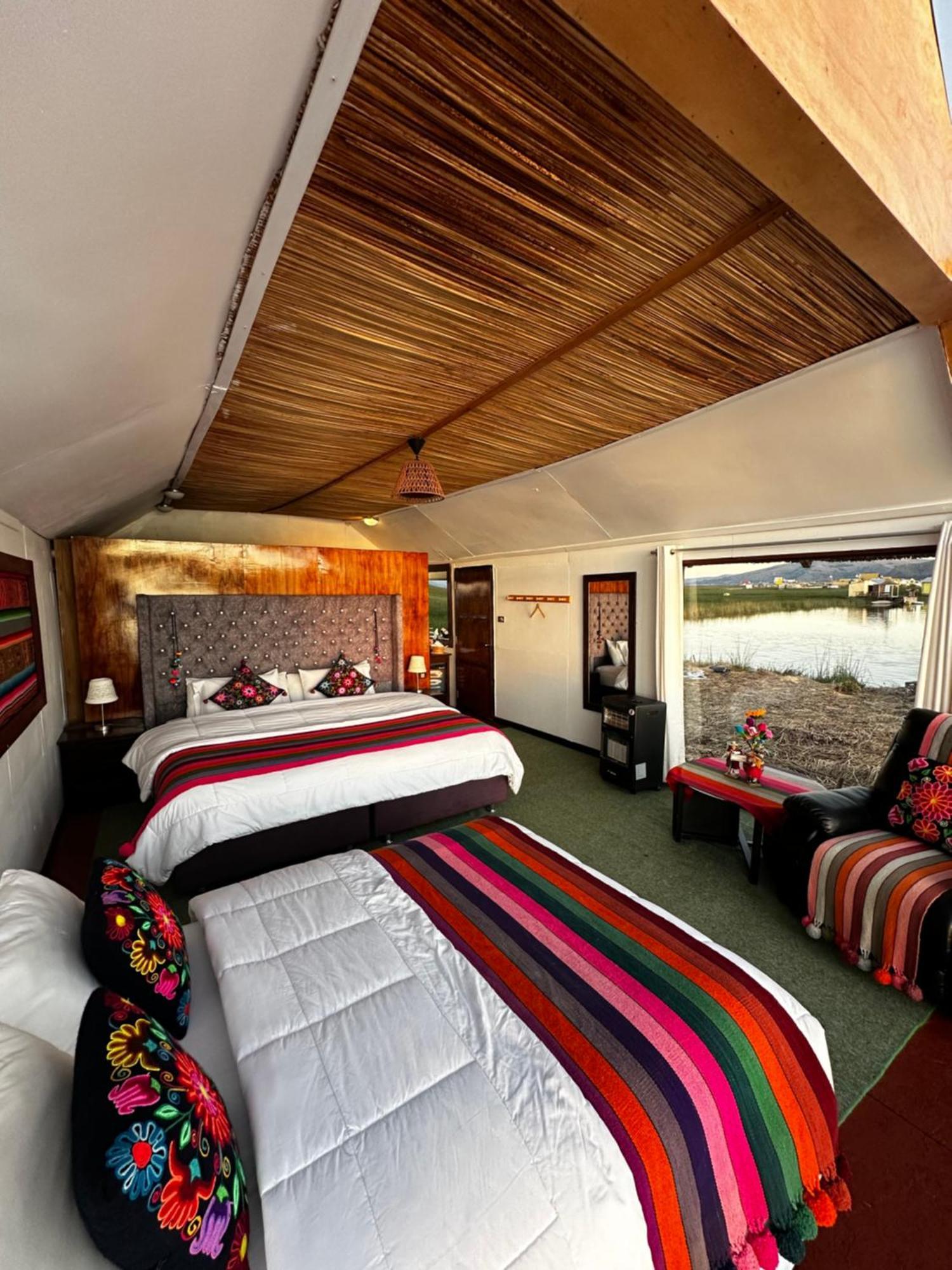 Uros Waliski Lodge Puno Esterno foto